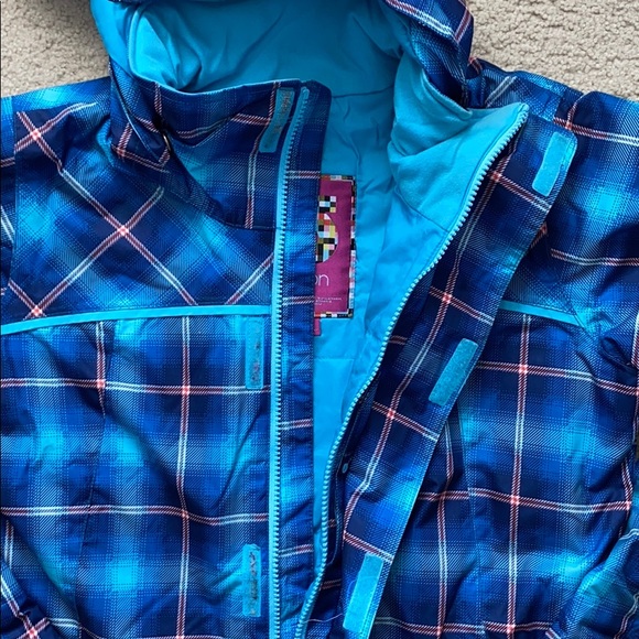 Burton Snowboarding Jacket - Picture 4 of 10